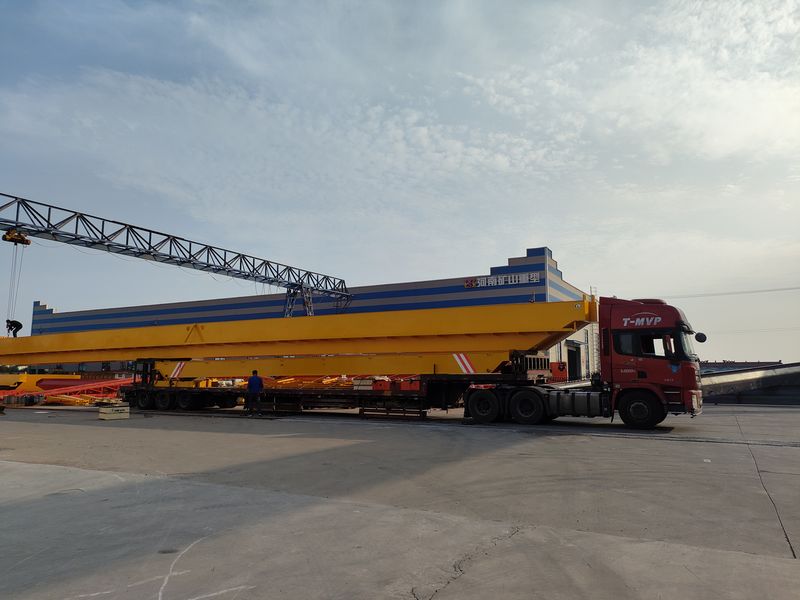 一批歐式單梁、歐式葫蘆雙發(fā)往山東威海